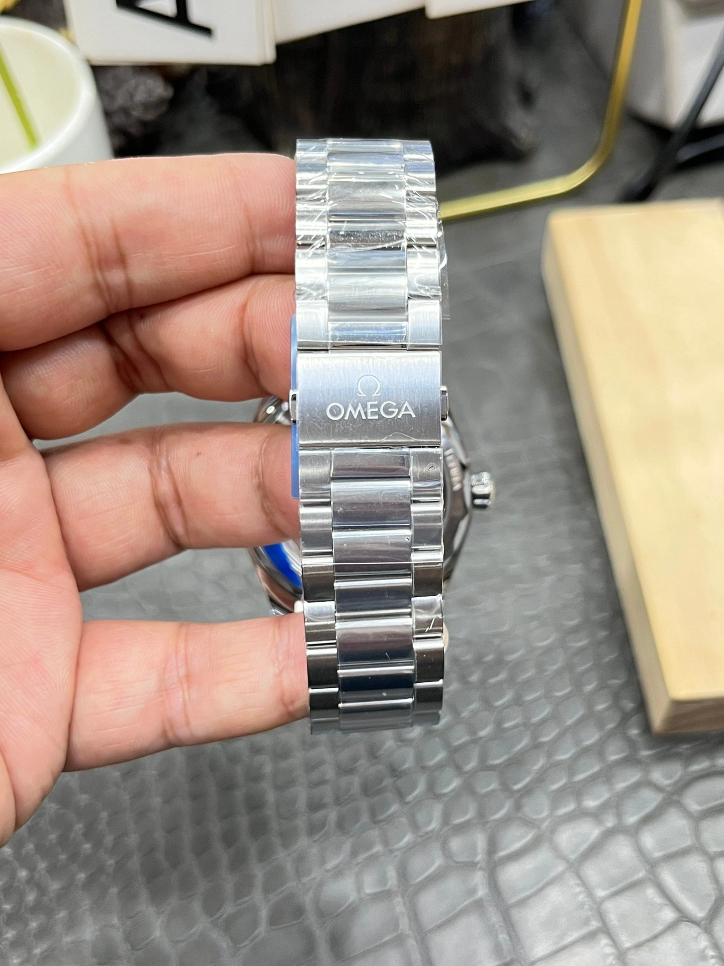 CBD Factory Omega Seamaster Aqua Terra 150M 41mm Black Lacquer Dial (220.10.41.21.01.002) 1:1 Super Clone – DD8900 Movement Stretchable 258